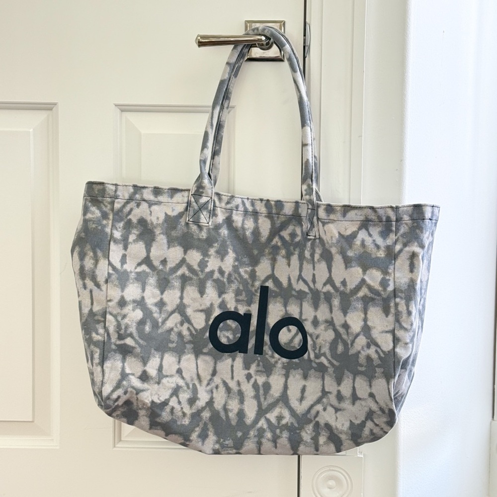 Alo Tote Bag